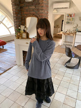 ビーダイアゴナルヘンリーネックボーダー長袖Tシャツ