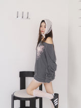 ローズエンジェルオーバーサイズフィットオフショルダーロングスリーブTシャツ
