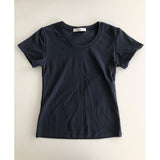 ブランディUネックTシャツ
