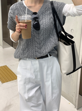 エベリンアシンメトリーUネックロングスリーブT / 4 Colors