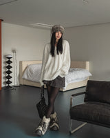Unbalanced angora zipper knit