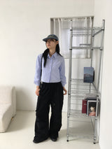 Aru バックオープニングボタンクロップドシャツ