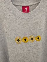 VENTIQUE フラワー刺繍Tシャツ 2color