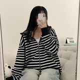 ナナストライプルーズフィットニットフーデッドジップアップ