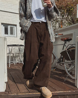 Philo Two Pintuck Washed Pants