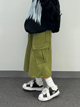diagonal cargo bermuda pants