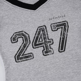 Number rag and coloration short-sleeved T-shirt