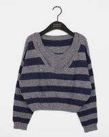 Yanky Stripe Deep U-Neck Layered Knitwear