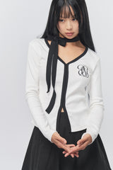 Logo Muffler V-neck Top White