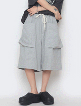 Double-Pocket Balloon Half Pants