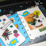 squeeze me❓sticker set (2pcs)