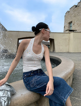 カラーハートビーズホルターネックスリーブレスTシャツ