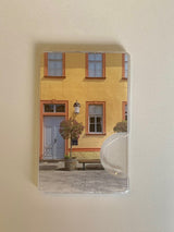 [Magsafe] yellow house in Europe cardslot case