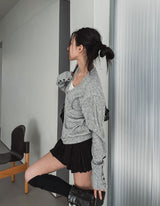 [wool 20%] ポールボタンディテールVネックニット