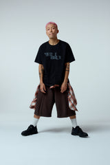 EEERRR Distorted ロゴ オーバークロップフィットTシャツ (ブラック)