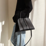 BLANC MEDIUM BLACK