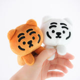 HANGING PLUSH TIGERS