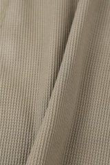 Ribbed incision hood zip-up