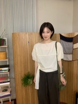 Boatneck tie blouse
