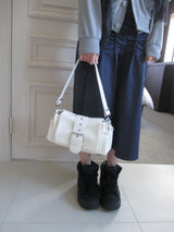 bold strap bag