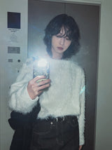 Local shoulder chain hairy knit