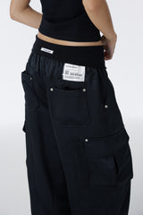 SATIN WIDE CARGO PANTS	(BLACK)