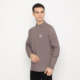 MON AKITA - Kishi Men's Long Sleeve Shirts Brown