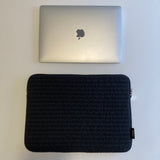 Clam タブレット＆ラップトップケース _ ソフトブラック (13 inch)