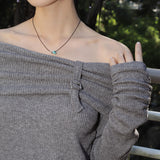 Vision Belt Buckle Shirring Ribbed Off-Shoulder T-Shirt