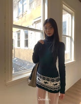 Muse Nordic Turtleneck Line One-Piece Dress