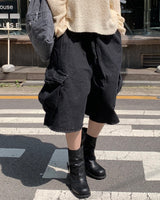 Dark denim balloon bermuda pants