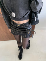 リダービンテージツーバックルラップレザーショートパンツ