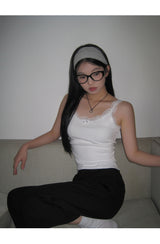 House lace white sleeveless top