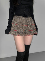 floor leo shorts (2 color)