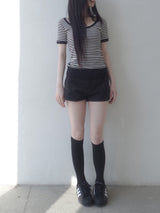 ブラックショートパンツ