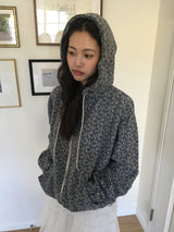 ニュアージフラワーフーデッドジップアップ (2 Colors)