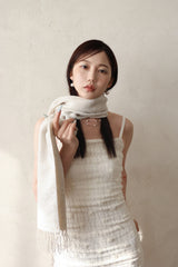 百合 Oriental paisley muffler (White)