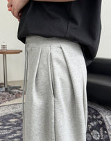 Reden Double Pintuck Sweatpants