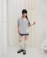 TEA DIARY V-NECK TOP / GREY