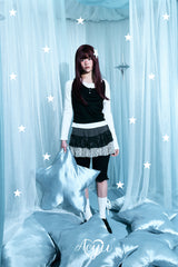 Half-neck Layered Sleeveless T-shirt
