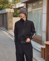 Pison Diagonal Track Fingerhole Zip-up