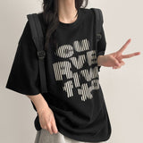 Curve Lettering Short Sleeve T-shirt