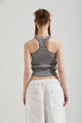 CULTURE SLEEVESS TOP