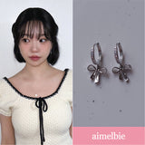 [Jo Yuri Earrings] リトルバレットリボンハグピアス - シルバーカラー