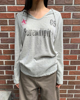 ディアレタリングプリントカラーブロックストラップ長袖フードTシャツ