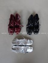 Enamel Cubic Merijane Flat Shoes