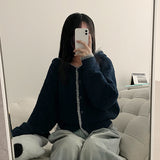 モイカラーマッチングラインフードニッティドカーディガン