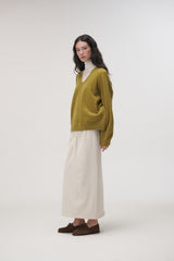 Whole garment V-neck knit (Olive)