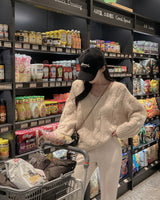 【MADE】Vネックケーブルニット