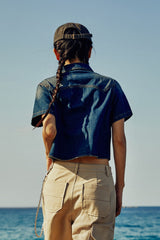 (W) A WESTERN CROPPED DENIM SHIRT